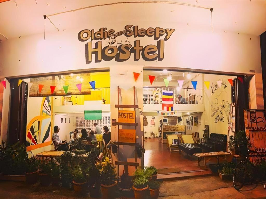 Oldie And Sleepy Hostel Udon Thani Exteriér fotografie